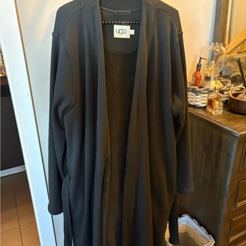 UGG Women's Black Trench robe